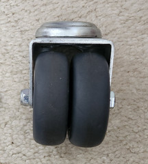 Invacare Reliant 450 / 600 Lift 3″ Swivel Caster Dual for Low Profile Model