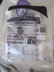 Vesco Medical 1000mL PVC Bag Gravity Feeding Set with ENFit