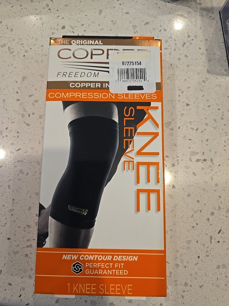 Copper Fit CF2KNLG6 Knee Compression Sleeve – Black