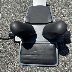 Saunder Cervical Traction Device with Pump Preowned