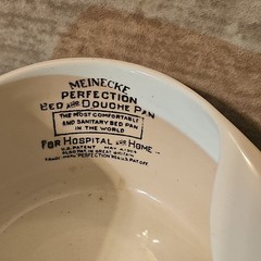 Meinecke Perfection Bed Pan 500ml Enamelware White Reusable Bedpan