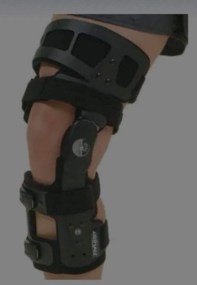 Bledsoe Thruster RLF Medial WOM OA Knee Brace XL Right Black – New in Box