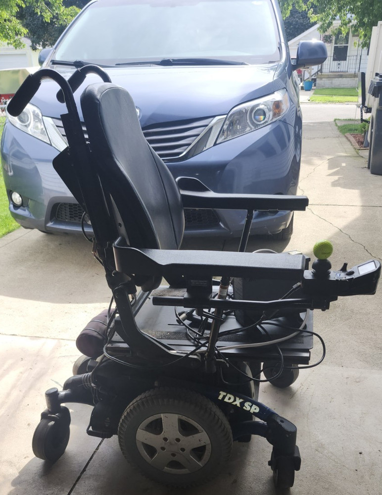 Invacare TDX SP Power Wheelchair Black Joystick Adjustable Armrests Electric