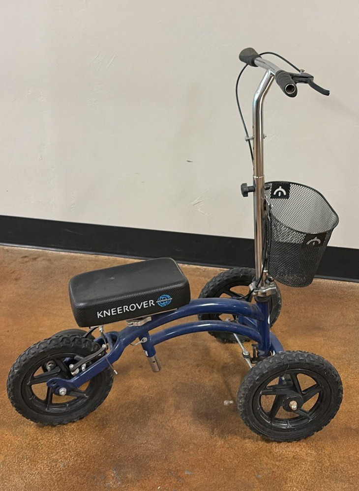 KneeRover Adult 4-Wheel Knee Walker Mobility Scooter w/ Basket Blue/Black