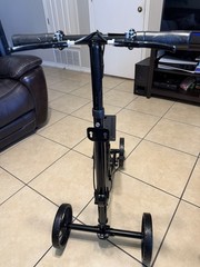 Blessreach Knee Walker Scooter. Model WB-2208. Excellent Condition – Open Box