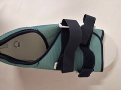 OSSUR Med-Surg Navy Blue Post-Op Shoe Medium Hook and Loop 17015