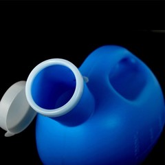 200ml Unisex Portable Urinal Travel Camping Car Toilet Pee Bottle Emergency Tool