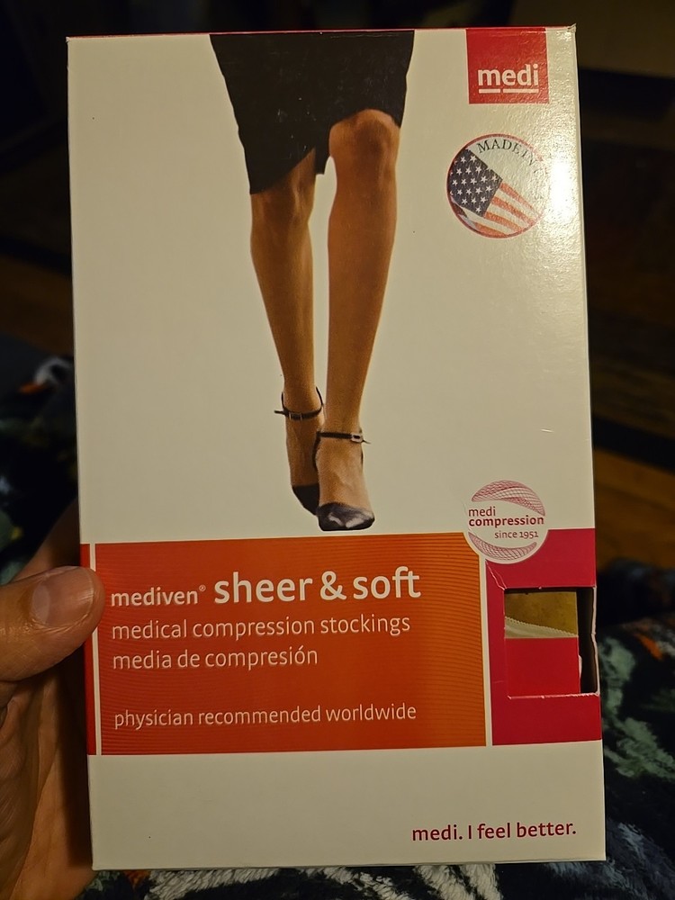 New Mediven Comfort 42403 Closed Toe Ebony 15-20 Sz II Calf Compression Socks