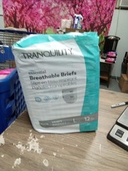 Tranquility essential breathable briefs 12 ct L 45X58 154 Dt