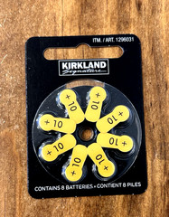 Kirkland Signature Hearing Aid Batteries #10 Expires 2025 8 Count Sealed