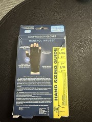 Copper Fit ICE Compression Gloves Menthol/Copper Infused Black L/XL