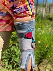 Bauerfeind Softec Genu Size 4 Right Knee Joint Brace Patella Support Sleeve