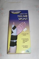 New Abducted Thumb Spica Universal Size Splint Support Brace „New in the box“
