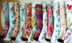 12 PAIRS COLORFUL KNEE HI COMPRESSION STOCKINGS 15 1/2″ OR LESS CALF VALUE $100+