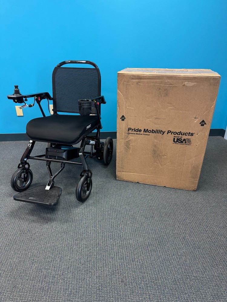 Pride Mobility Jazzy Ultra Light Power Chair 10AH, 300lbs Capacity – Used