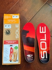 SOLE Performance Medium With Met Pad Insoles – Size M 06 / W 08 – Open Box