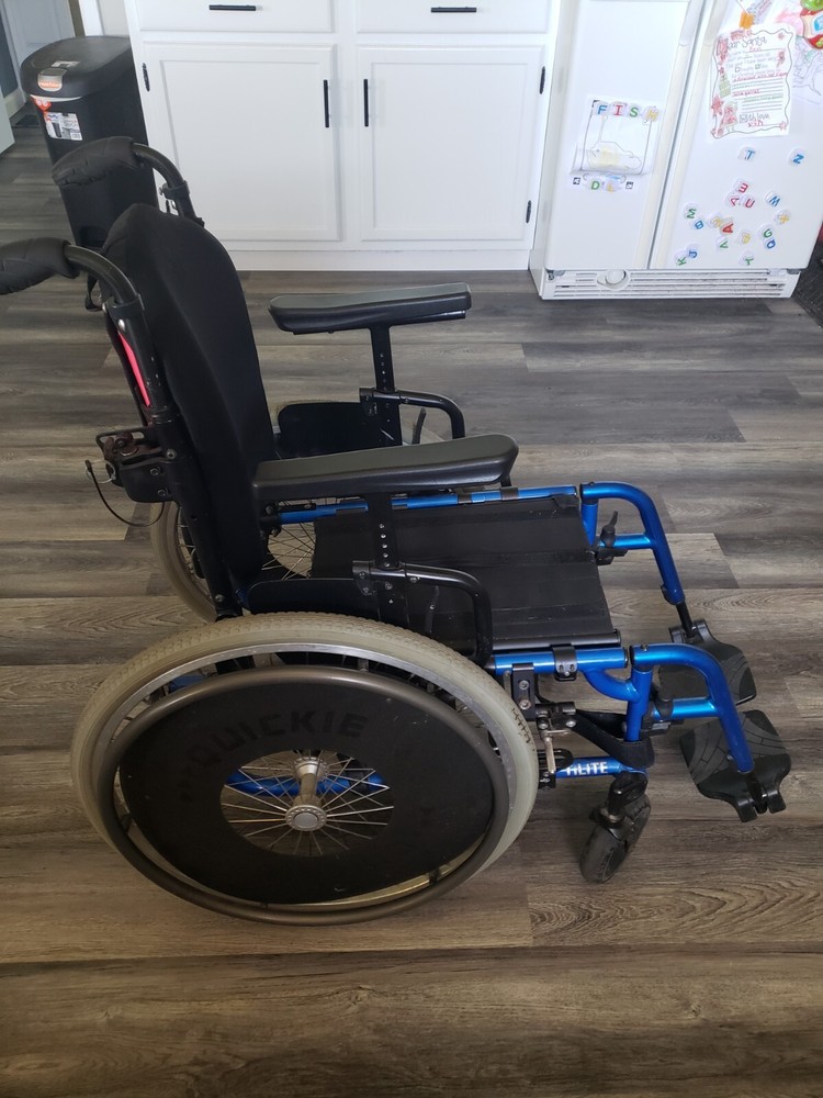 Tilite Aero X Ultralight 14″ X 17.5″ Folding Frame Sport Wheelchair Adjustable