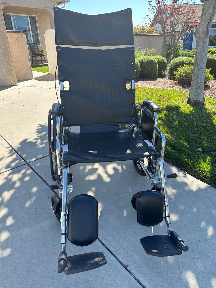 Medline Reclining Wheelchair 22in