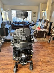 Power wheelchair Quantum J4E purchased 2024 never used