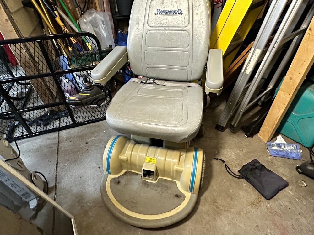Hoveround Beige Mobility Scooter for Adult/Senior w/ Swivel Seat & Seat Belt