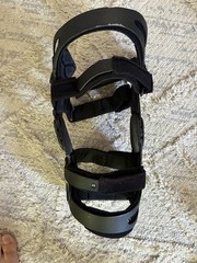 Breg Fusion Knee Brace XL Left Black Adjustable Athletic Knee Brace