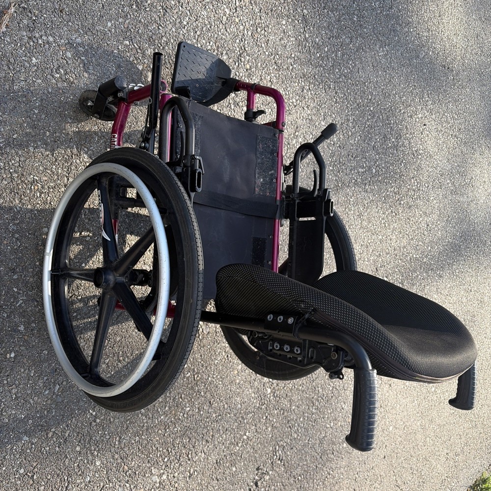 Ki Mobility Catalyst 5x 14×23” Folding Ultralight Wheelchair Invacare Matrix Pb