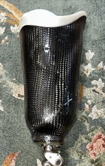 Ossur Prosthetic Leg – 27R – Right – Some Scratches – Rock Solid Working Cond.