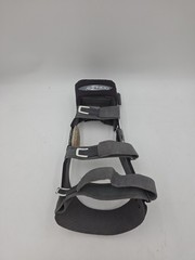 DonJoy Hinged Knee Brace for ACL, PCL, and CI. Right knee, Size XL