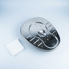Stainless Steel Bedpan Easy to Clean Lidded Bedpan Rust Resistant for Patients