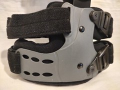 ARYSE AY-43-OA Universal Knee Brace Metforce Universal Size L2397 – NEW