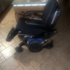 Gently Used Electric Wheelchair Power Wheelchair