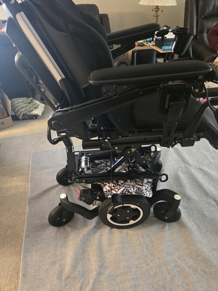 Brand New Sunrise Medical Q300 M Mini Power Wheelchair – Never Used