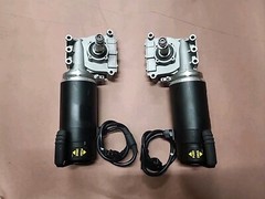 L/R Motors Invacare 2022 TDX-SP-2 1188842/1188843 & GEAR BOX 1163412/ 1163413