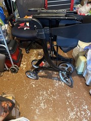 Drive F-22 Rollator Walker GV974RD Handle Breaks Red Seat Pouch (Local Pick-up)