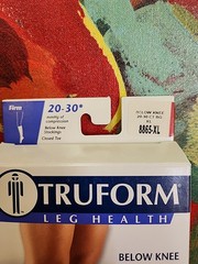 TRUFORM Below The Knee CT 20-30mmHg Stockings Beige XL New In Box