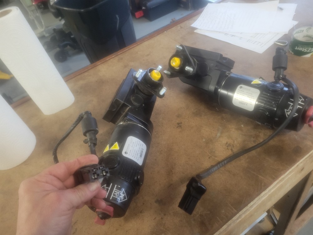 Left & Right Motors for Quickie Q700M Power Wheelchair 250286 / 250287