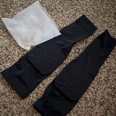 Pair Black Padded Elbow Sleeves Basketball Protection Size M New