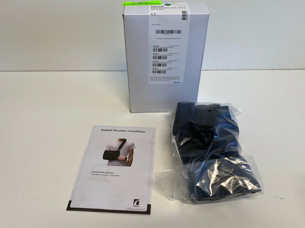 Lot of 2 Ossur Shoulder Immobilizer Medium Hook and Loop Closure 204123B