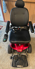 Jazzy 600 ES Power Wheelchair Red/Black 6-Wheel Joystick Seat Belt Padded