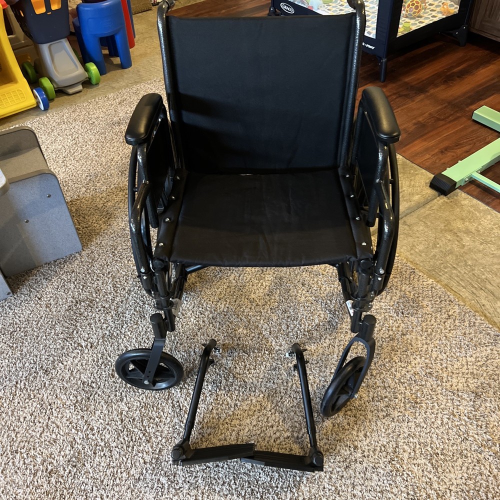 Nova 5000 Series WheelChair – 325lbs Max. 20” Seat Leg Rests Black