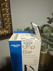 EQUATE Grip Bar Bathtub and Shower SUCTION Handle Small 11.56×3.75×3.5″