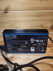 BRIGHT WAY GROUP 24V Electric Wheelchair Battery Charger FC300-240-8000U 1cnt14
