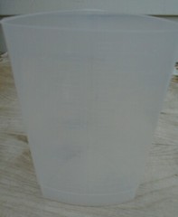 200 McKesson Medegen Triangular Graduated Container Polypropylene 32oz 1000ml