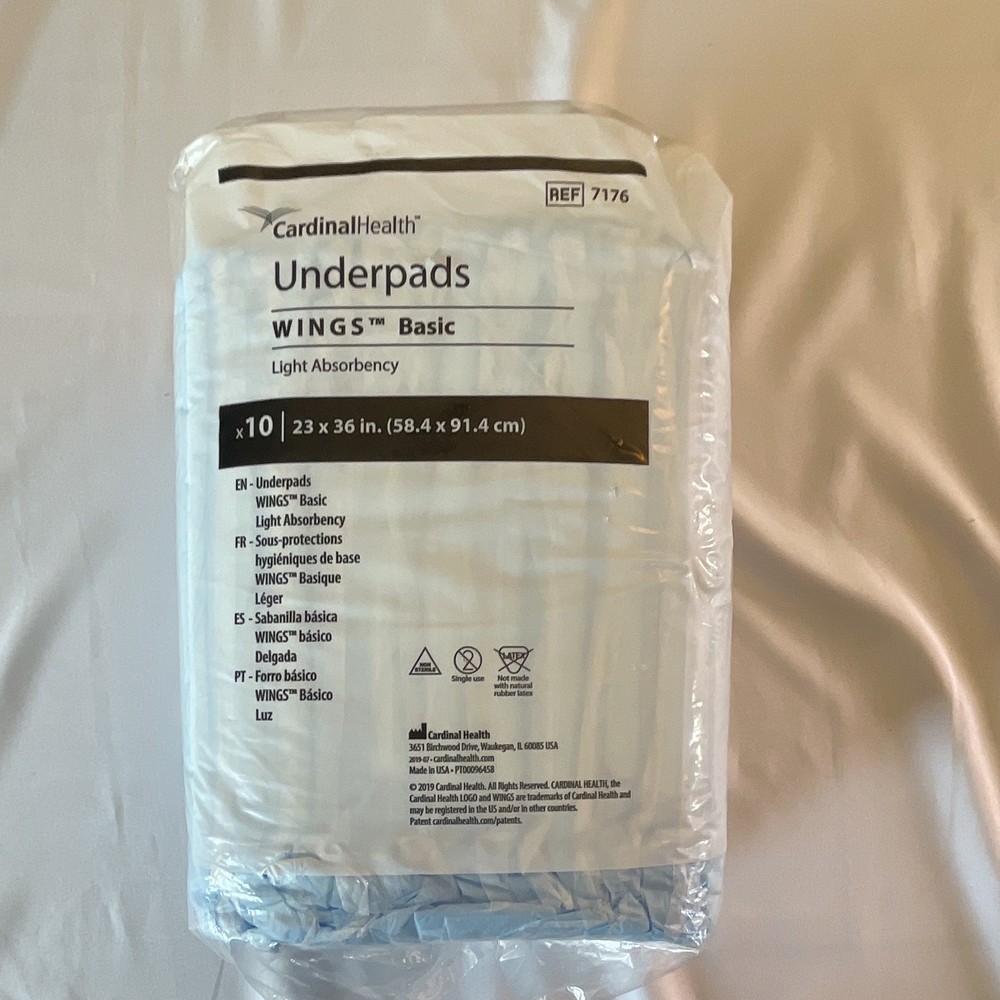 Cardinal Health WINGS Basic Underpads Light Absorbency 23 x 36 in Blue 10 Ct