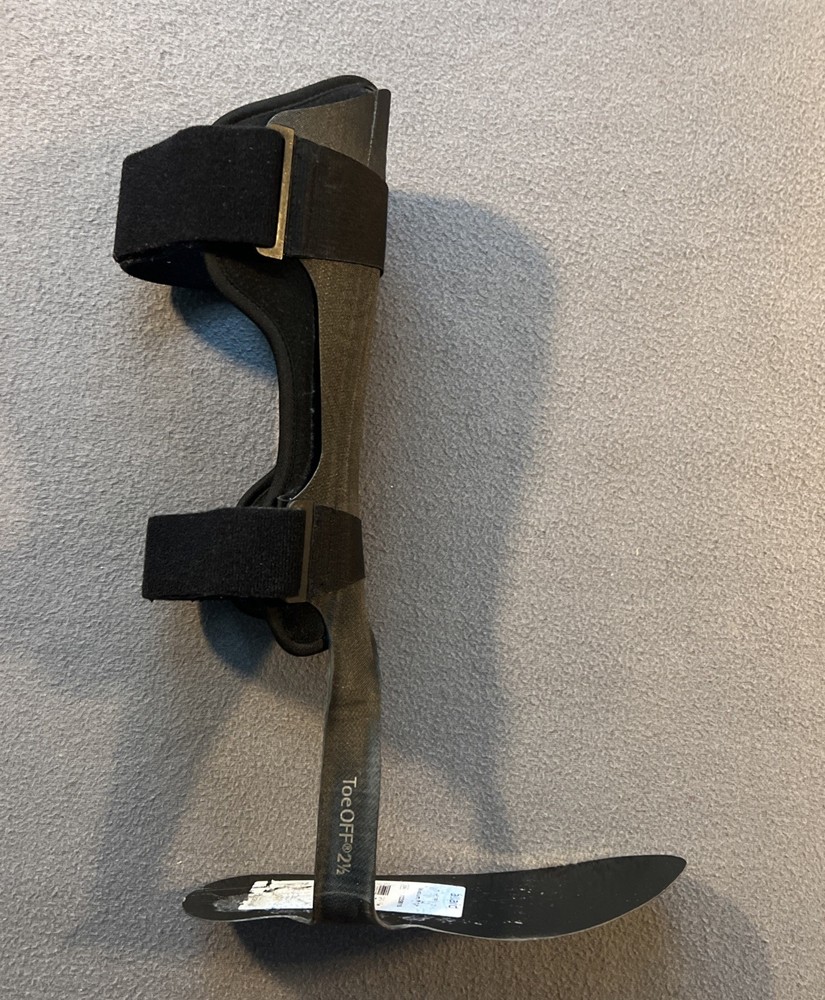 ALLARD TOE OFF 2- 1/2 AFO Medium Right Black Ankle Foot Orthosis Drop Foot READ