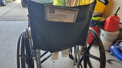 BRAND NEW HEAVY DUTY ADJUSTABLE FOLDING WHEELCHAIR SUPPORTS UP TO 500 LBS