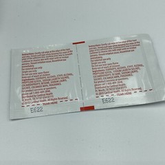 Cardinal Health Essentials Adhesive Remover Wipe 30075 Box of 75 Wipes