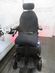 NEW QUANTUM EDGE 3 WITH POWER TILT,RECLINE SEAT ELEVATE, LEGREST *0 Miles on OD