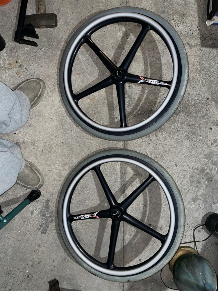 X-core 5-Spoke Mag Wheelchair Wheel Pair 22″ 501mm w/ Solid Tires & Hand rim Axl