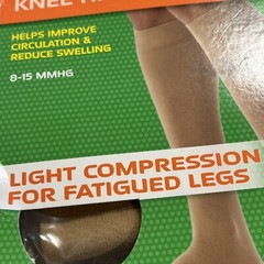 Curad Mild Compression Hosiery Knee High Unisex Beige 8-15 mmHg 1 Pair M Regular